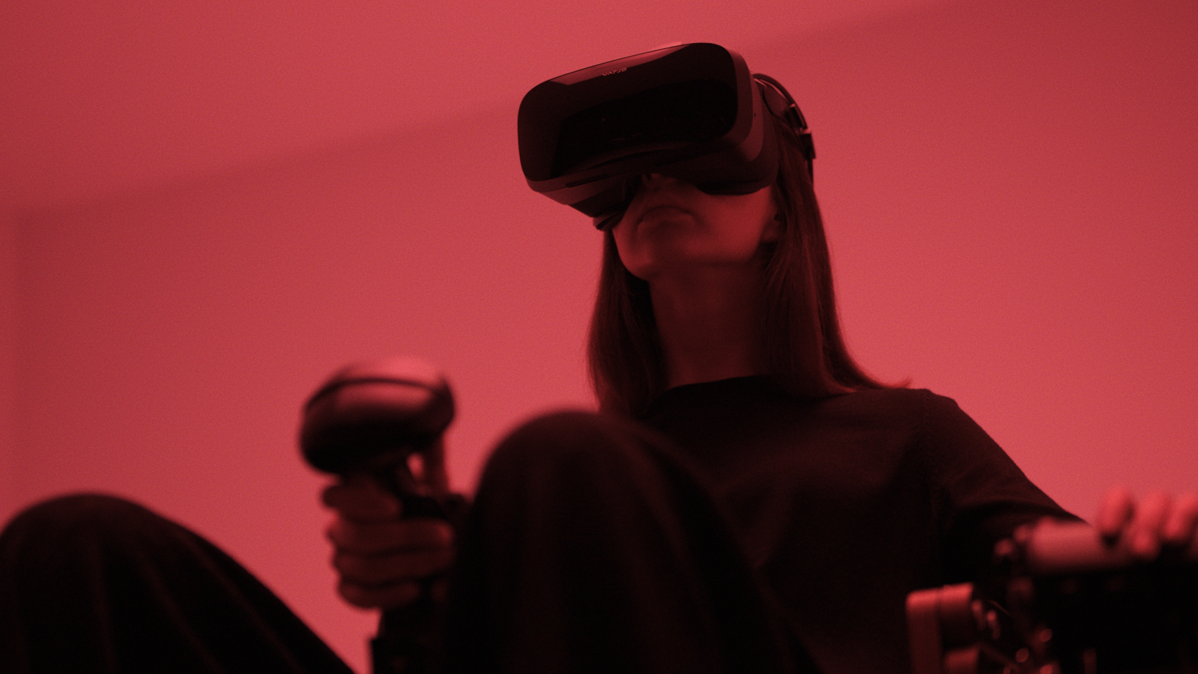 VR flight sim; virtual and mixed reality